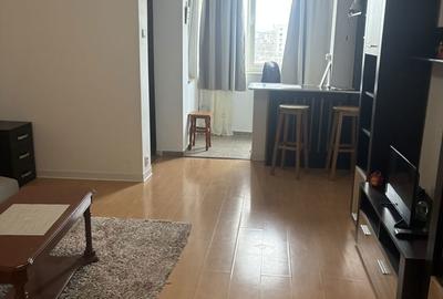 Garsonieră în Titan - 4