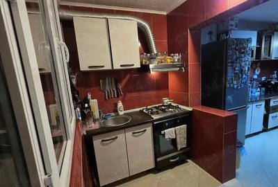 Apartament cu 4 camere semidecomandat în Berceni - 4