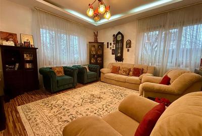 Casă cu 5 camere cu Teren 550 Mp în Bucium - 2