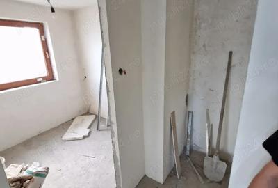 Apartament 2 Camere Decomandat Vedere La Dunare Et 7 Bloc Turn Nord
