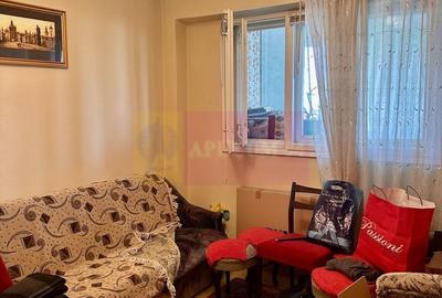 Apartament cu 3 camere decomandat în Iancului - 2