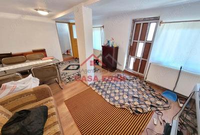 Casa in Comarnic -- 48.000e - 2