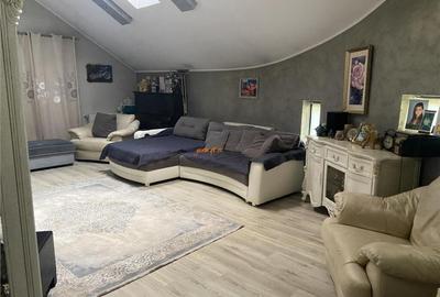 Casa de in Focsani , parter si mansarda ,suprafata utila de - 19