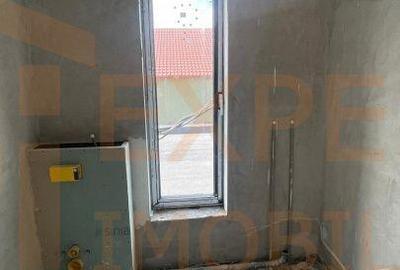 Casă cu 5 camere cu Canalizare în Agigea - 11