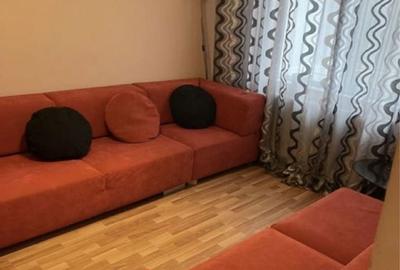 Apartament cu 3 camere semidecomandat în Central - 1