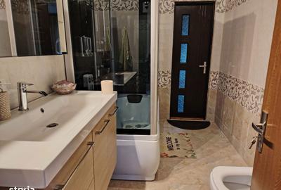 Casă cu 4 camere în Albești - 5
