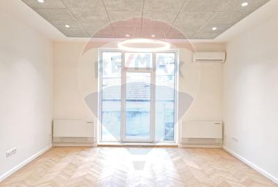 Birou, de 130 mp, în Central - 3