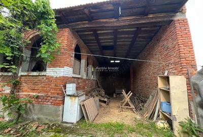 Casă cu Teren 1699 Mp în Honorici - 13