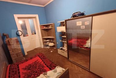 Casă cu 5 camere cu Garaj în Central - 3