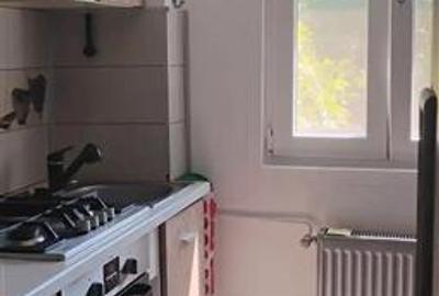 Apartament cu 3 camere semidecomandat, mobilat în Berceni - 3