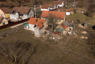 Casă individuală cu 2 camere cu Canalizare în Șoimoș - 2