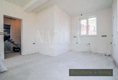 Casa 5 camere de vanzare in Floresti - 2