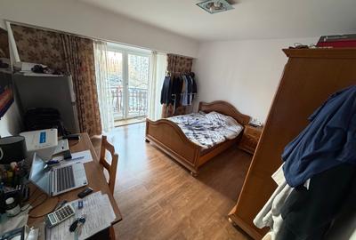 Apartament cu 5 camere decomandat în Calea Călărașilor - 4