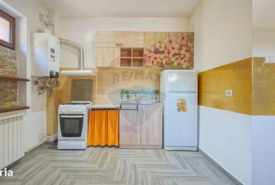 Apartament cu 3 camere decomandat în Mănești - 2