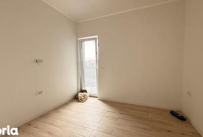 Apartament cu 4 camere în Central - 1