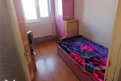 Apartament cu 3 camere decomandat în Lipovei - 3