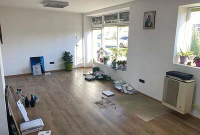 Spatiu Comercial 54 mp de Inchiriat Vad Excelent, Gradi?te Arad - 8
