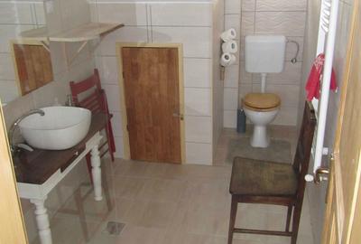 Casă cu 3 camere în Lunca de Sus - 5