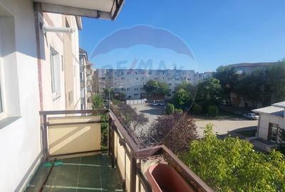 Apartament cu 3 camere de inchiriat in zona Micalaca - 18