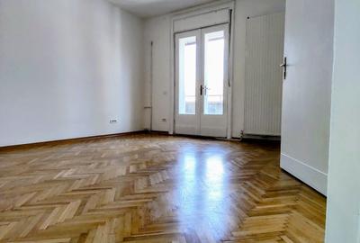 Apartament cu 2 camere decomandat în P-ța Unirii - 3