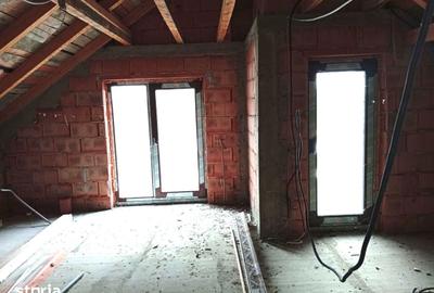 Casă cu 5 camere cu Teren 700 Mp în Central - 13