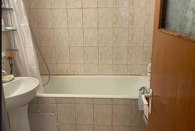 Apartament cu 3 camere decomandat, mobilat în Rahova - 4