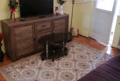 Apartament cu 3 camere semidecomandat în Central - 3