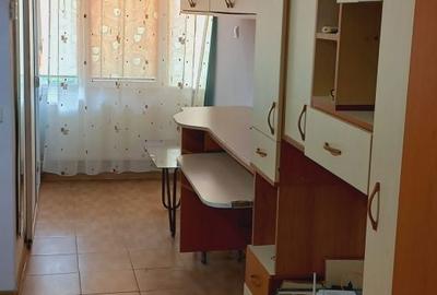 Garsonieră decomandată în Alexandru cel Bun