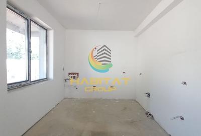 Casă individuală cu 4 camere cu Canalizare în Exterior Est - 2