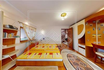 Casa de vanzare in Sibiu - individuala - 278 mp utili - - 26