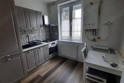 Apartament cu 2 camere decomandat în Central - 2