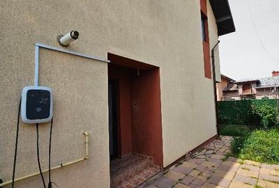 Duplex cu 4 camere cu Canalizare în Central - 2