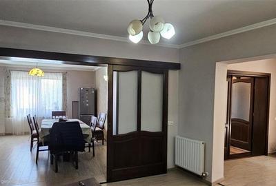 Casă individuală cu 5 camere cu Teren 388 Mp în Dâmbu Pietros - 1
