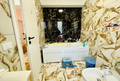 Casă individuală cu 4 camere cu Teren 180 Mp în Periferie - 11