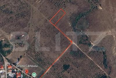 Teren de 4918 mp, în Central