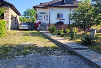 Vand casa la munte ,utilata,amenajata semirustic,panorama super..! - 2