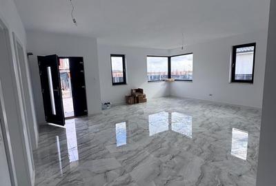 Casă cu 3 camere în Albota - 2