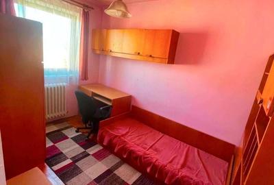 Apartament cu 3 camere decomandat în Ștrand - 8