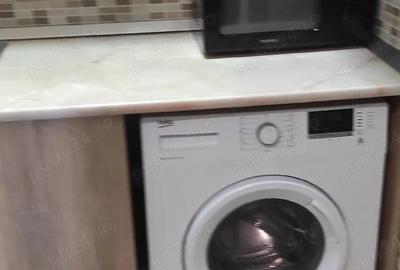 Garsonieră decomandată în Far