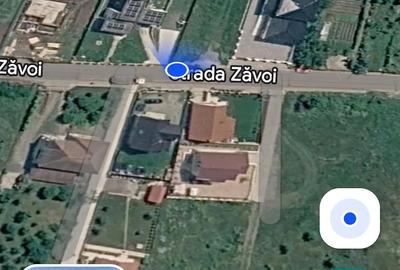 Teren de 1000 mp, în Zăvoi - 4