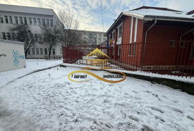 Apartament cu 2 camere semidecomandat, mobilat în 9 Mai - 15