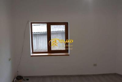 Spațiu comercial, de 31 mp, în Tătărași - 5