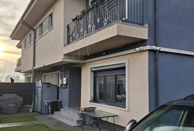 Casă cu 4 camere cu Teren 250 Mp în Prelungirea Ferentari