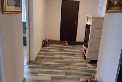 Vand casa la tara. - 1