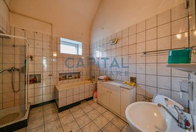 Casa in cladire istorica in centrul orasului Gherla - 23