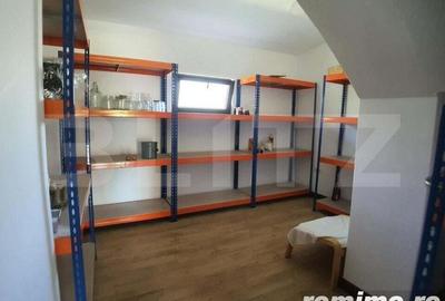 Casă cu 4 camere cu Teren 1500 Mp în Central