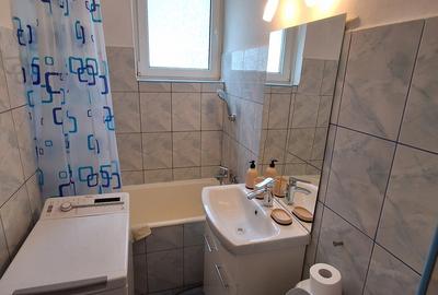 Garsonieră decomandată în Muncii