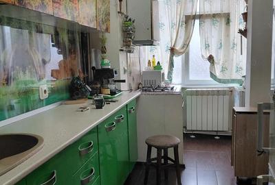 Apartament 2 cam Tiglina 2, etaj 2/4 ,pozitie excelenta - 5