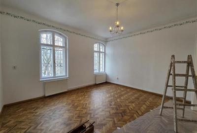 Apartament cu 4 camere decomandat în Centrul Istoric - 31