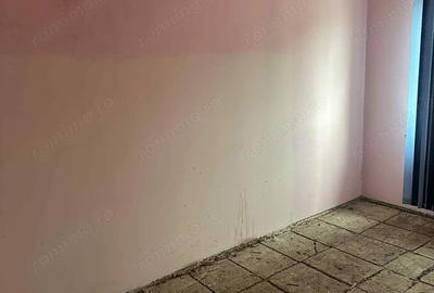 Apartament 3 camere de vanzare in Motru, zona H3 ideal pentru renovare Apartament 3 camere de vanzare in Motru, zona H3 ideal pentru renovare - 2